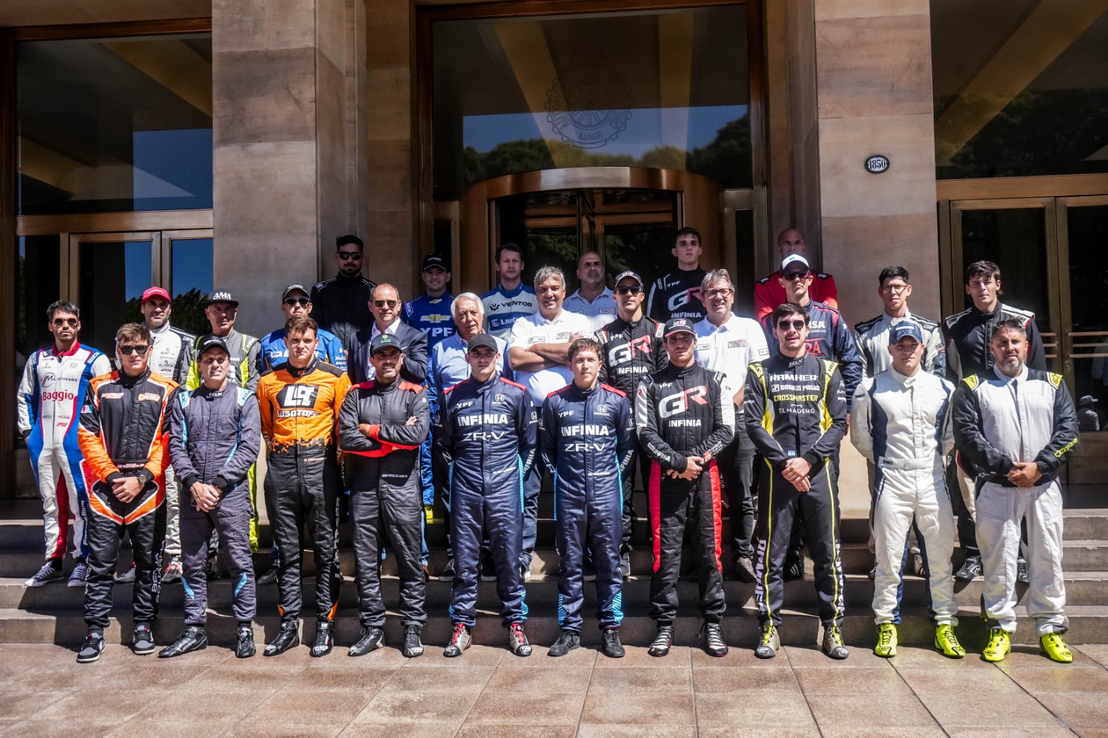 Los inscriptos para la primera fecha del TC2000 en el Callejero de Buenos Aires