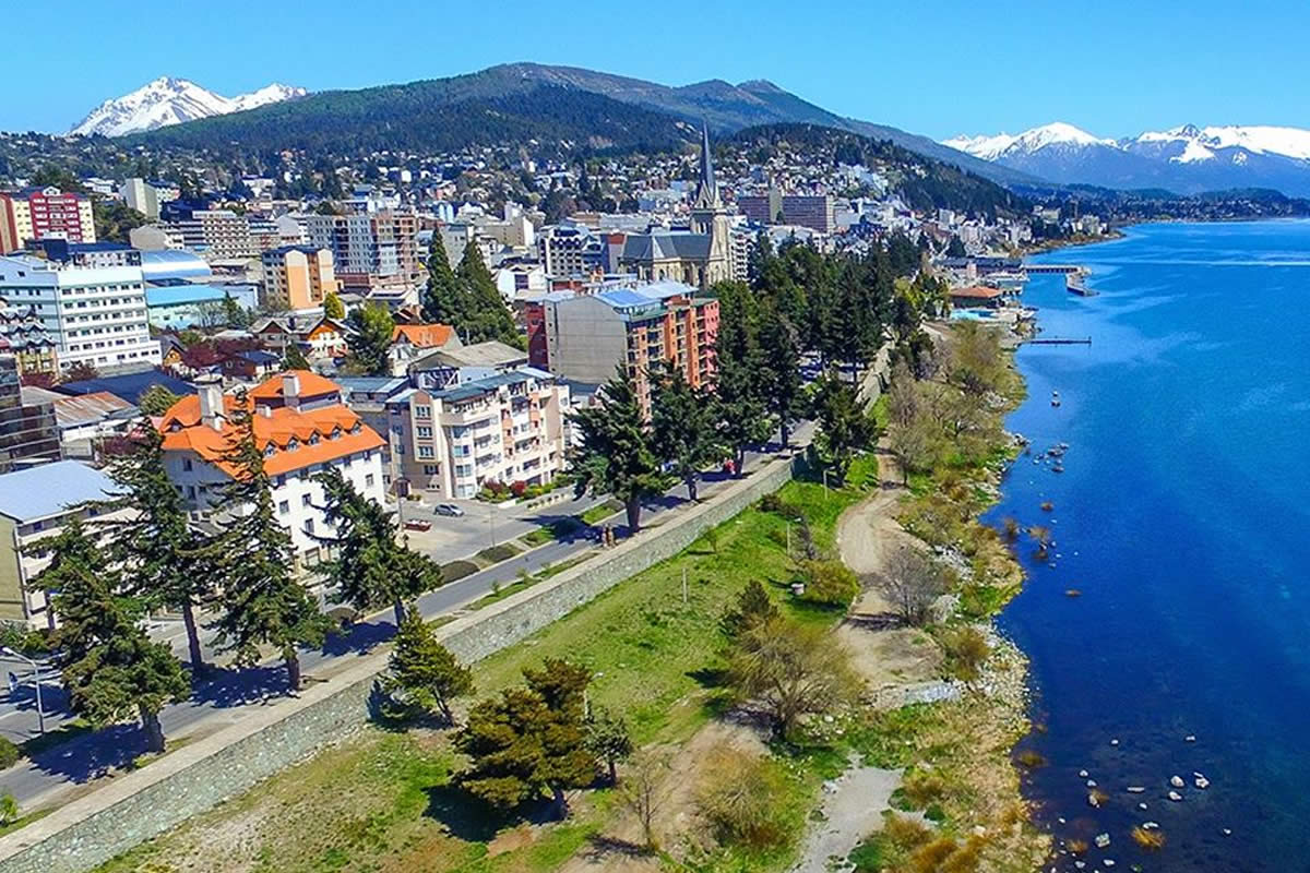 San Carlos de Bariloche entre los 10 destinos tur&iacute;sticos tendencia del mundo para viajar en 2026