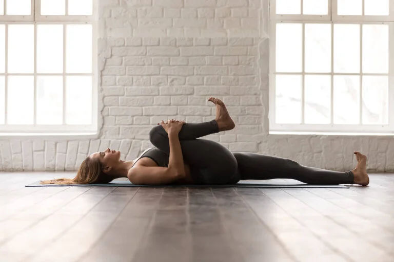 Salud y bienestar: guía definitiva de estiramientos para después de entrenar en casa Salud y bienestar: guía definitiva de estiramientos para después de entrenar en casa