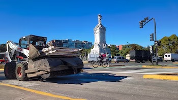 Franco Colapinto en Buenos Aires: as&iacute; est&aacute;n las calles de Palermo a tres d&iacute;as para la exhibici&oacute;n