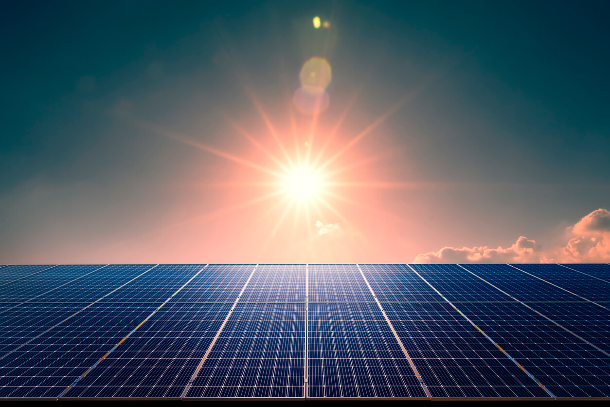 Del panel al sistema: la cadena productiva solar en la regi&oacute;n