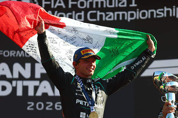 F1: ¡Sonó el himno italiano en Monza! La emoción de Antonelli ante su gente tras un épico triunfo F1: ¡Sonó el himno italiano en Monza! La emoción de Antonelli ante su gente tras un épico triunfo