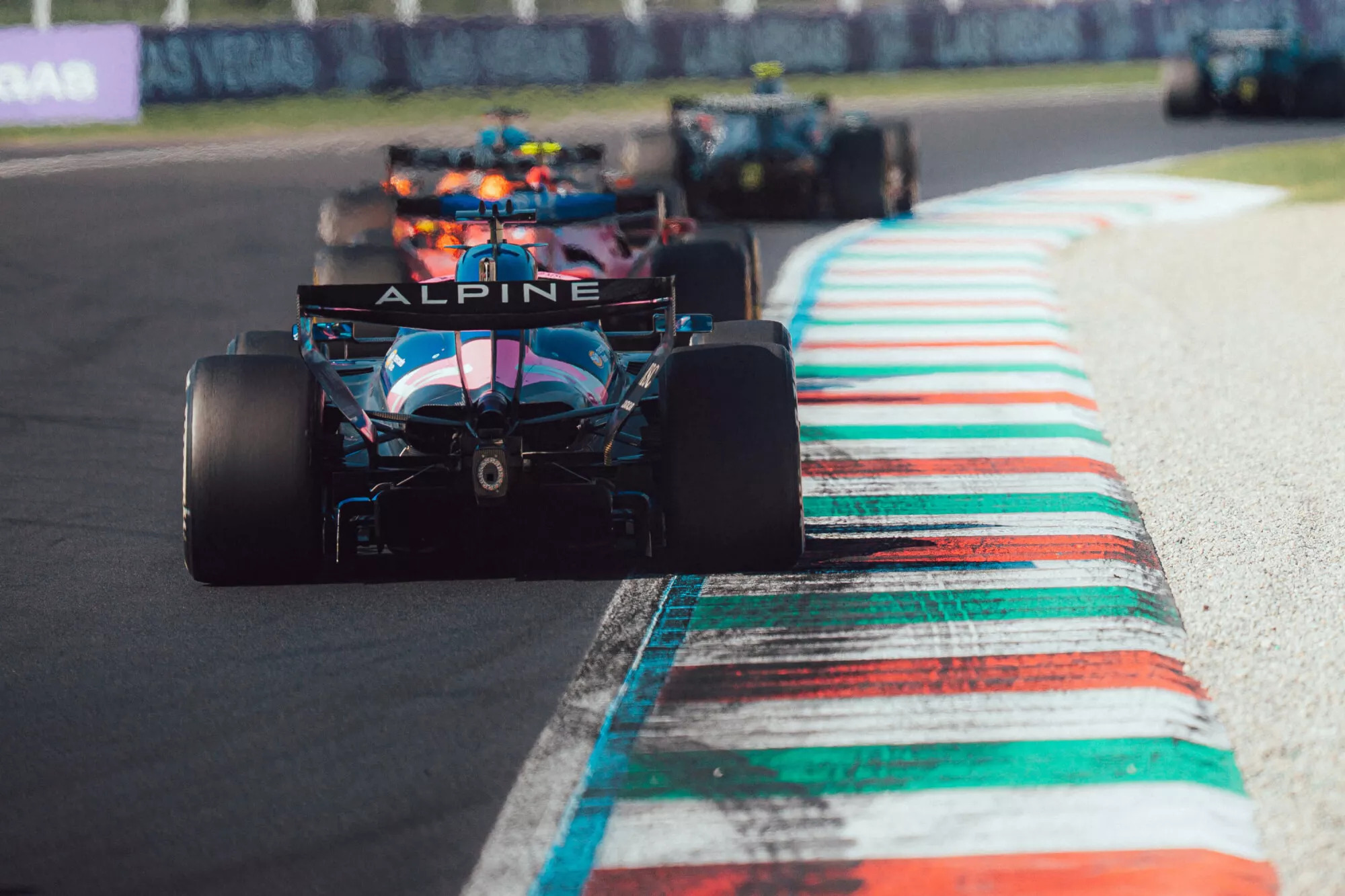 F1: Alpine recortó distancia en el campeonato de constructores tras un sólido fin de semana en Monza F1: Alpine recortó distancia en el campeonato de constructores tras un sólido fin de semana en Monza