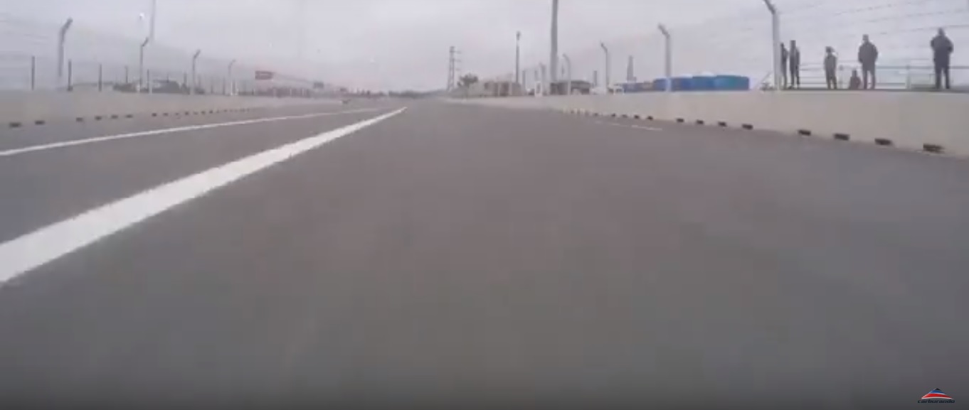 Una vuelta a bordo desde el piso en La Pedrera Una vuelta a bordo desde el piso en La Pedrera