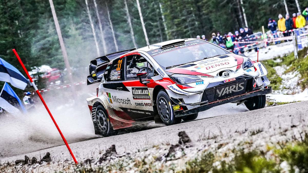Evans est&aacute; a un paso de la gloria en Suecia