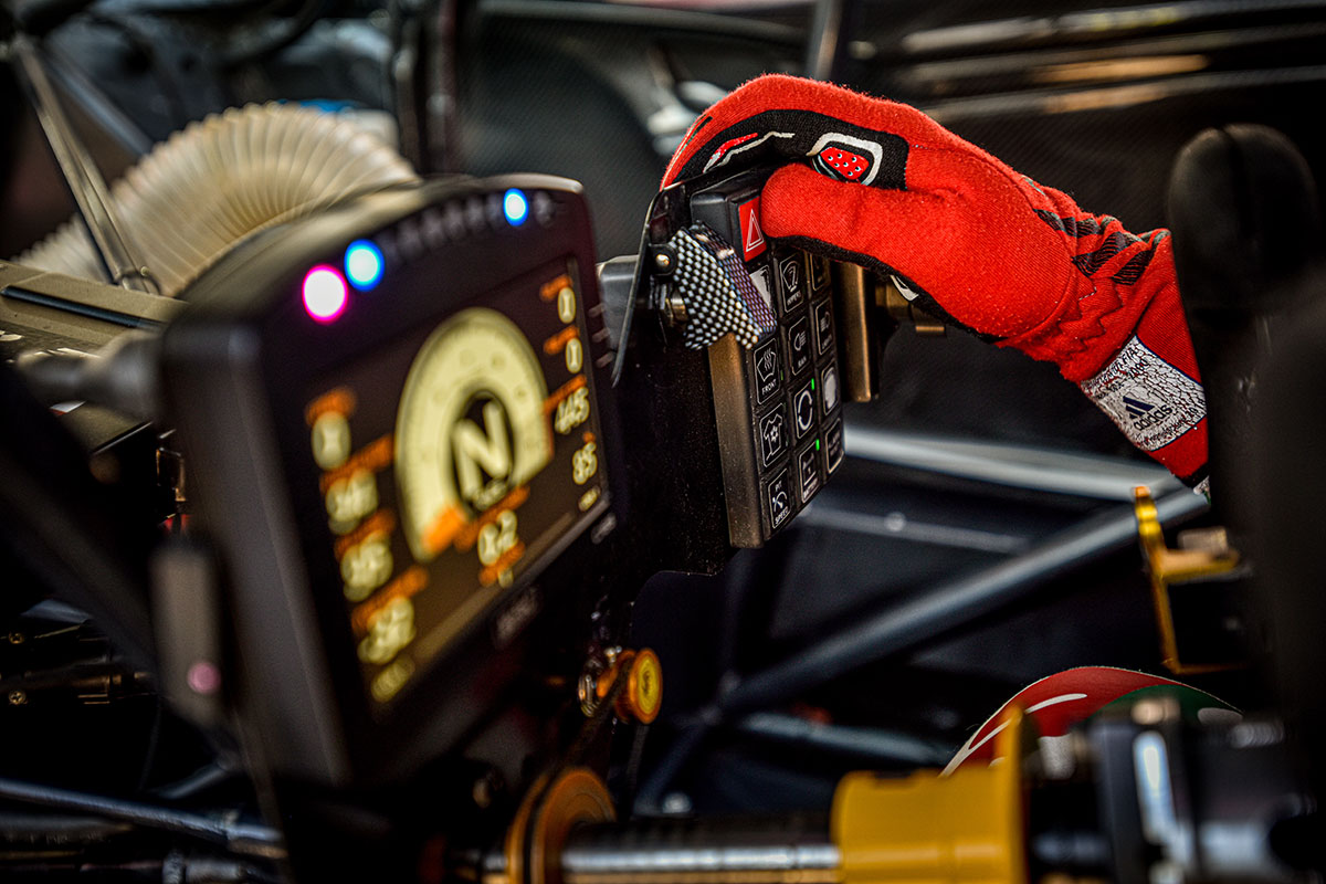 &iquest;C&oacute;mo es el interior de un auto de S&uacute;per TC2000?