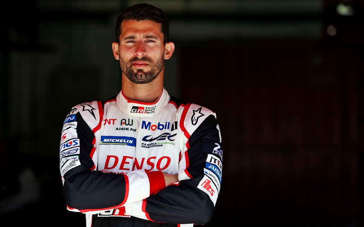 Pechito L&oacute;pez fue concreto y no esquiv&oacute; temas