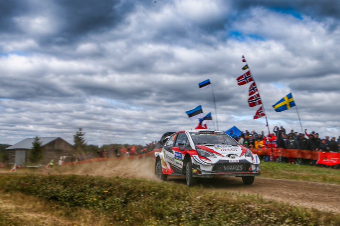 Jari Matti Latvala ganó una etapa apasionante en Finlandia Jari Matti Latvala ganó una etapa apasionante en Finlandia