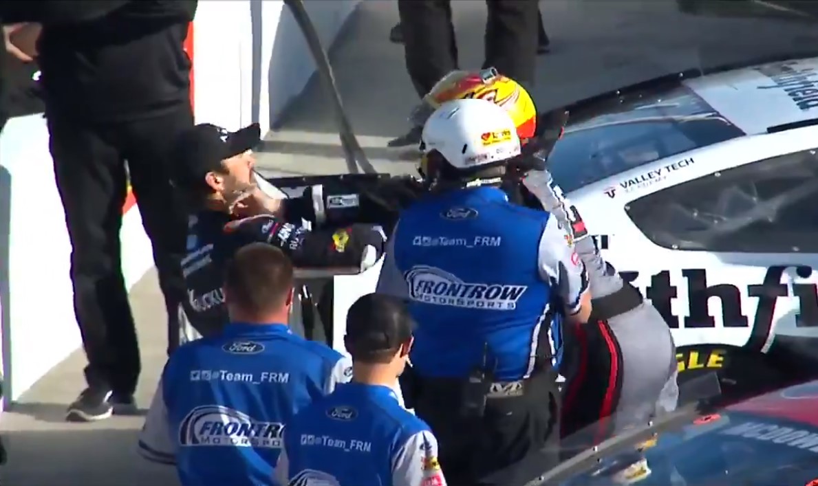Su&aacute;rez y McDowell terminaron a las trompadas en Phoenix