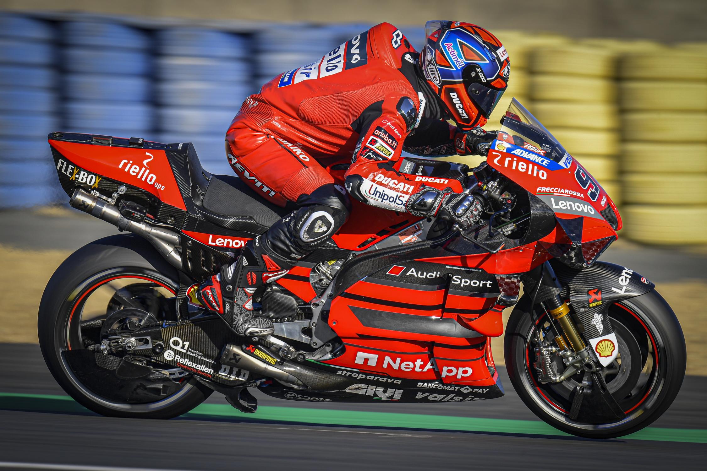 Petrucci y un &ldquo;palo&rdquo; para Ducati