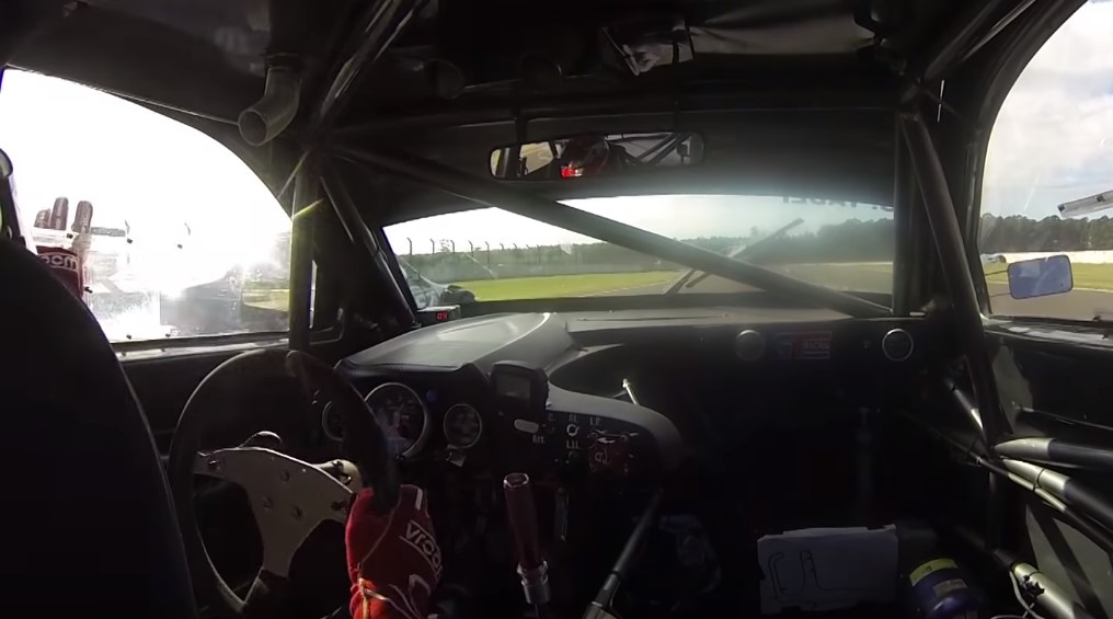 Tadei a los gestos con De Benedictis en el Top Race