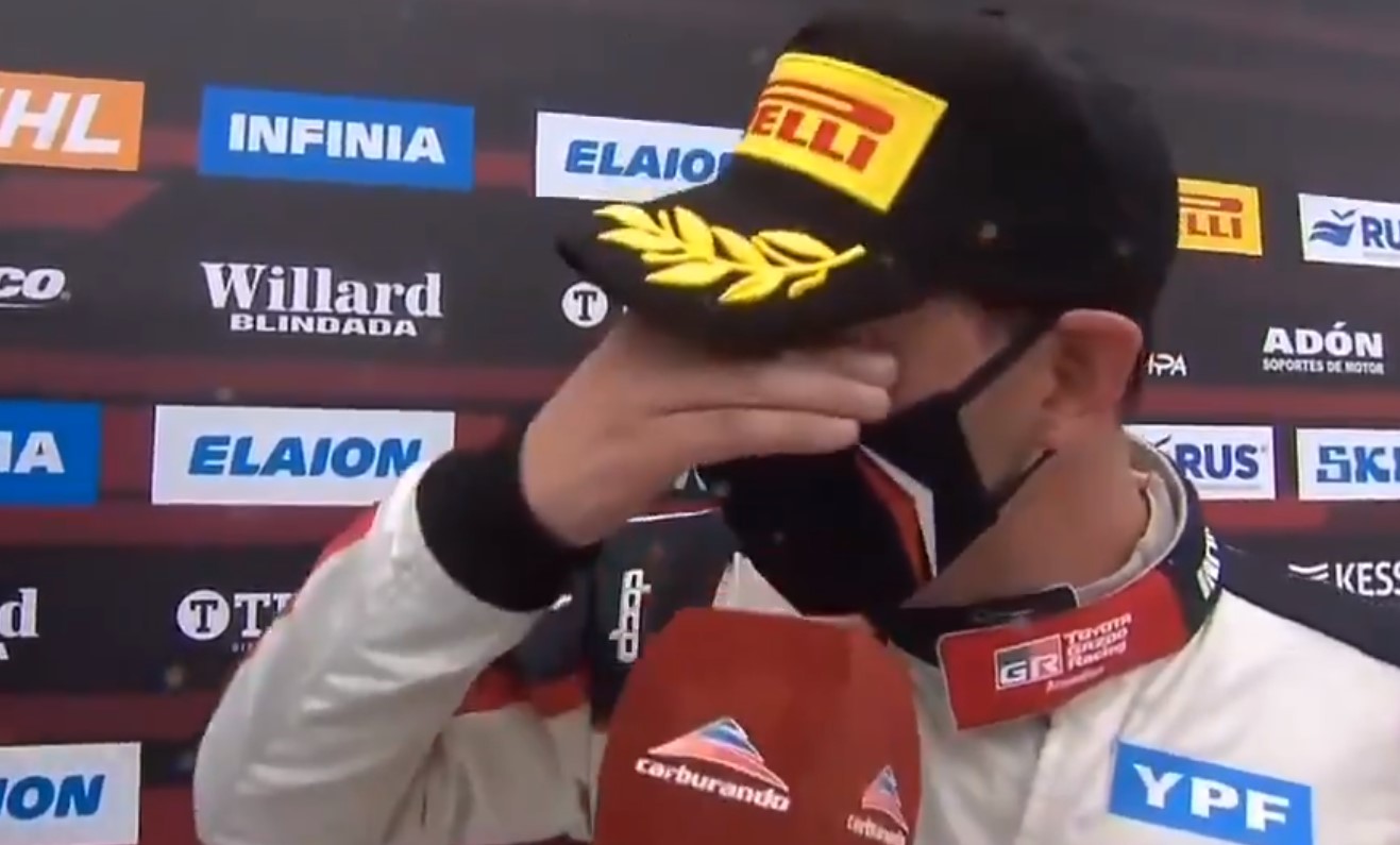 La emoci&oacute;n de Vivian luego de ganar la carrera clasificatoria